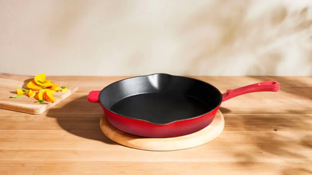 Próximamente en Lidl: una sartén de hierro fundido al estilo Le Creuset válida para cualquier cocina y el horno por 27,99 euros